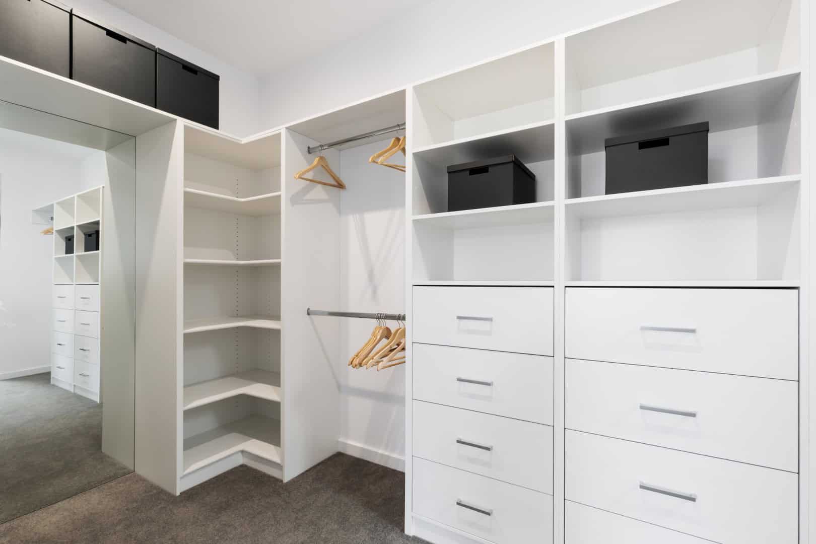 mfg walk in wardrobe